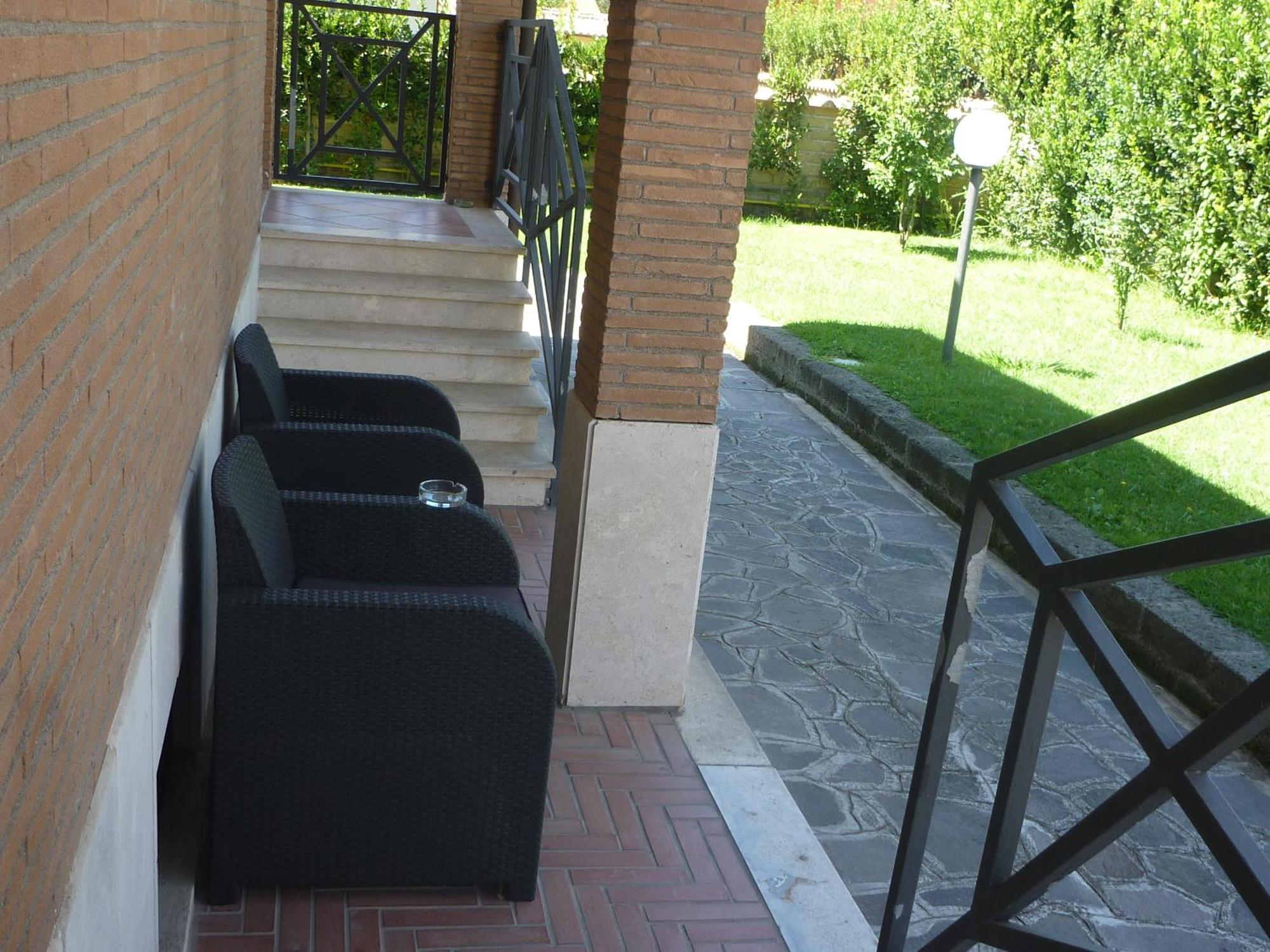 Villa Smeraldo Roma Infernetto Экстерьер фото